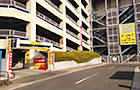 駐車場入り口 1